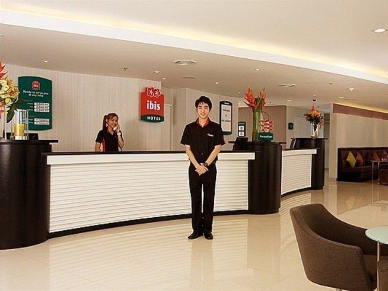 Ibis Bangkok Sathorn Hotell Eksteriør bilde